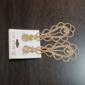 Stylish Gold Crystal Drop Earrings